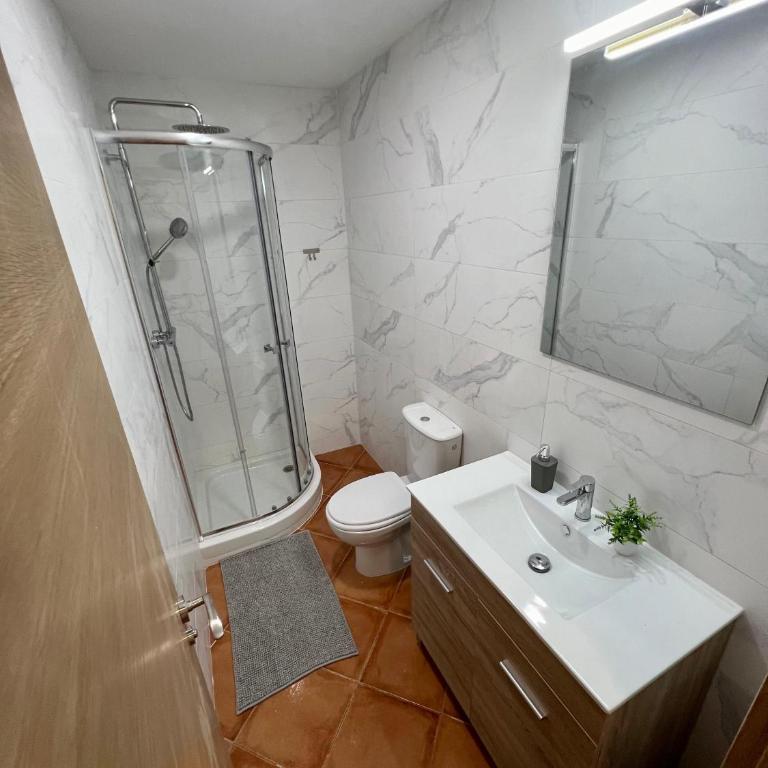 Fantástico Dúplex con vistas y terraza - Apartamento de 2 dormitorios con balcón y vistas al mar - 11