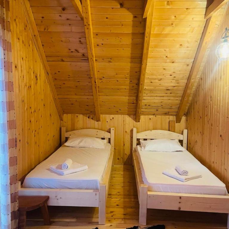 Durmitor's sun cottages - Three-Bedroom House - 30