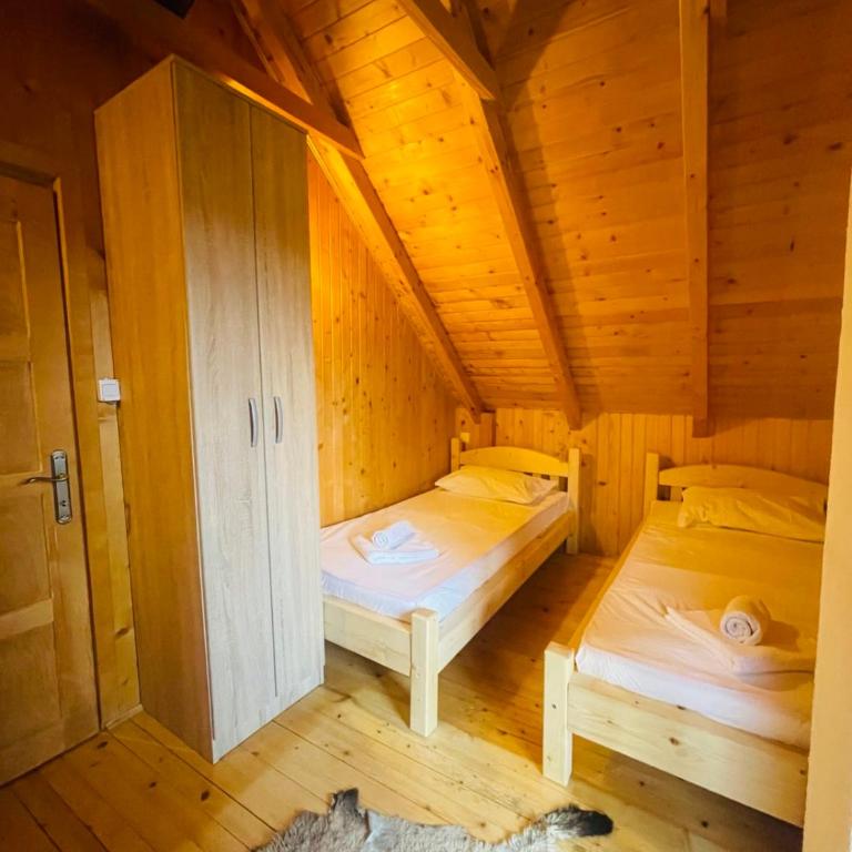 Durmitor's sun cottages - Three-Bedroom House - 29