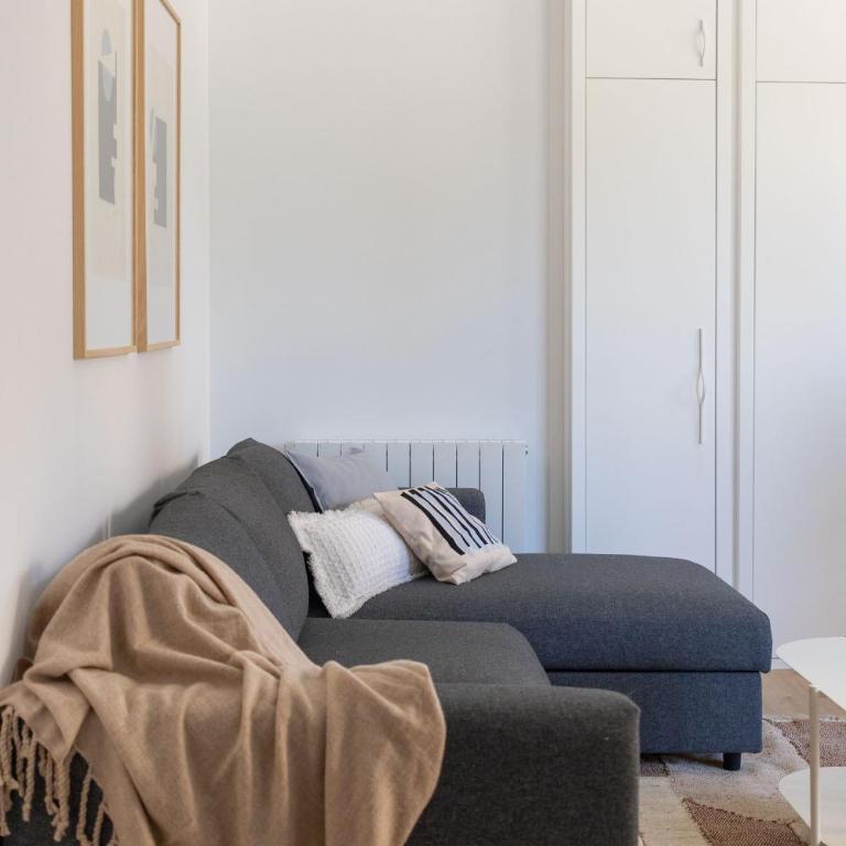 Daniela's Lovely Apartment Aire y Wifi by Apartamentos Logrono - Apartamento de 3 dormitorios Premium - 36