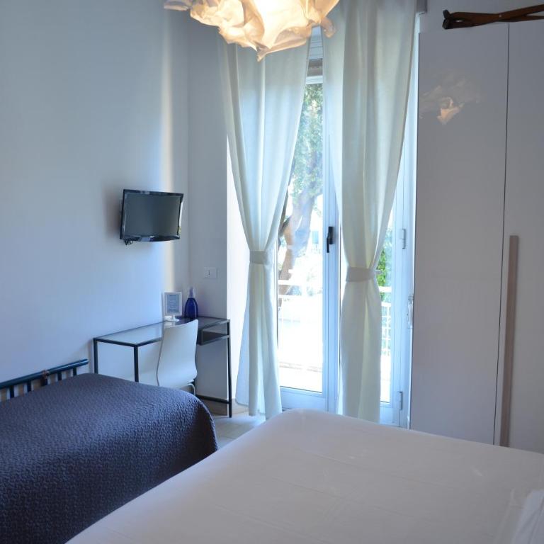 Hotel Spot Varazze - Camera Tripla - 25