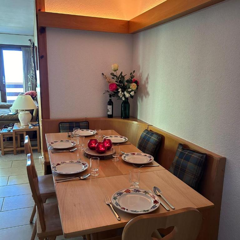 MP24 Ski in, out apartment on slopes with indoor private parking space - Apartment mit 3 Schlafzimmern - 12