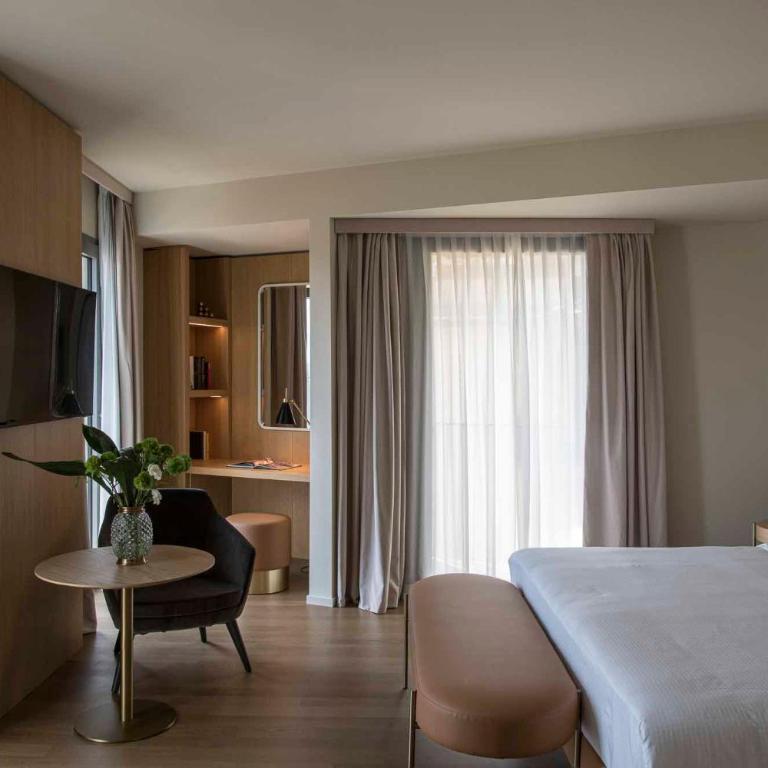 Columbus Urban Resort - Suite with River View and One-time SPA access - 10
