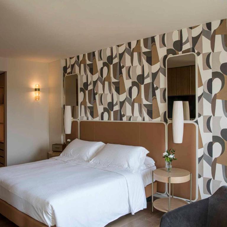 Columbus Urban Resort - Deluxe Double Room with One-time SPA access - 1