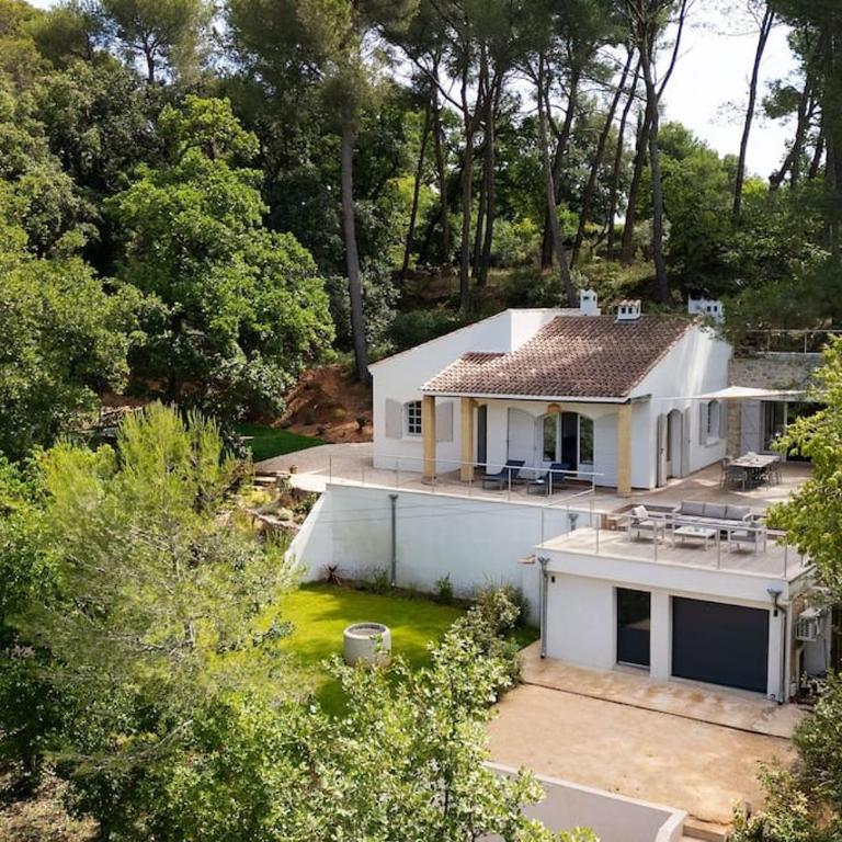 Villa La Pinède - Villa - 19