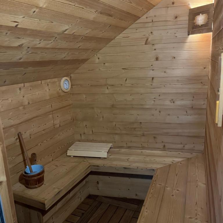 Luxurious Chalet Apartments - Chalet Serendipité - Penthouse - 13