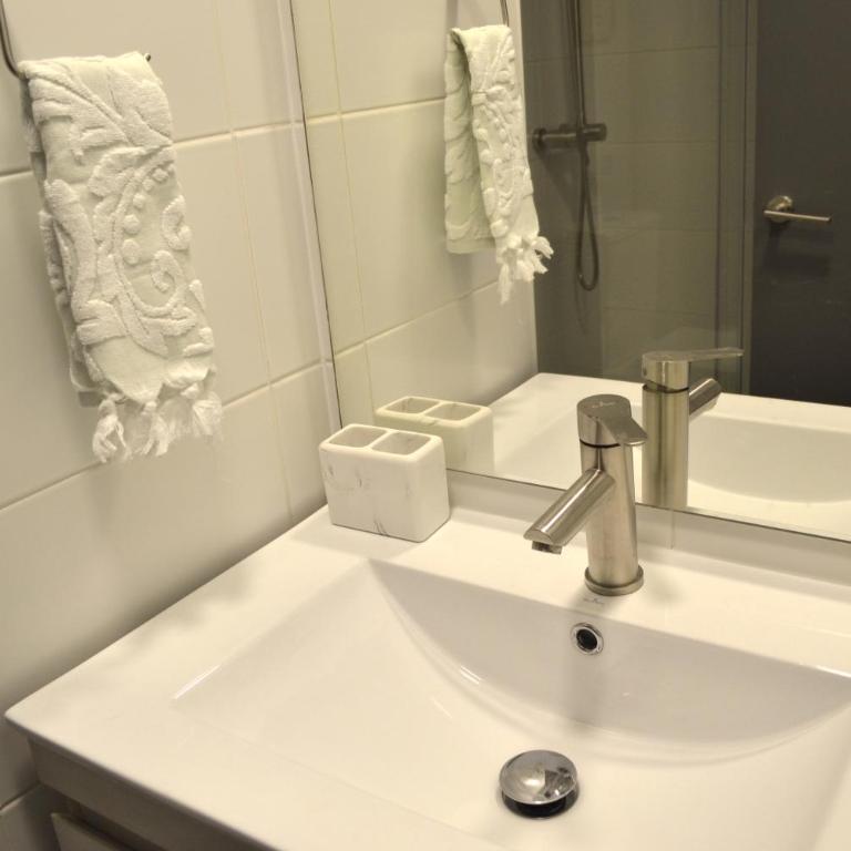 Bello Departamento 2D2B - Estacionamiento Gratuito - Apartamento de 2 dormitorios - 8
