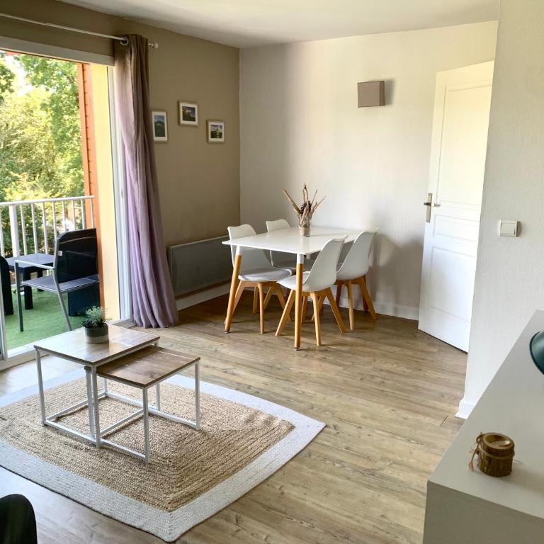 Cosy Appartement SANNA 3 étoiles piscine, 2 ch - Appartement 2 Chambres - 3