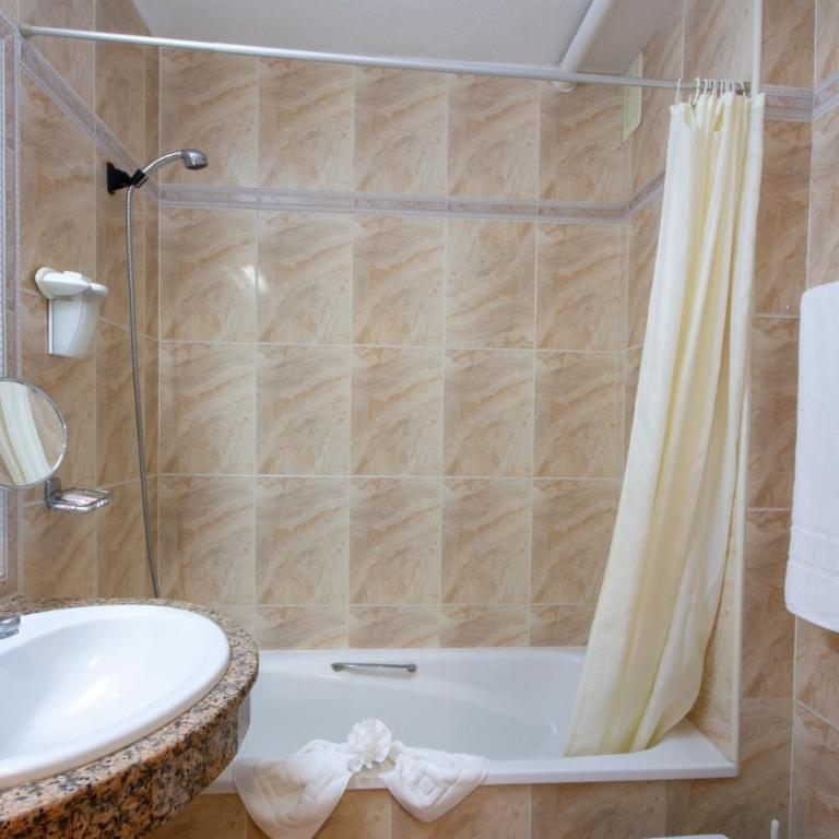 Apartamentos Pez Azul - Estudio Económico (2 adultos) - 14