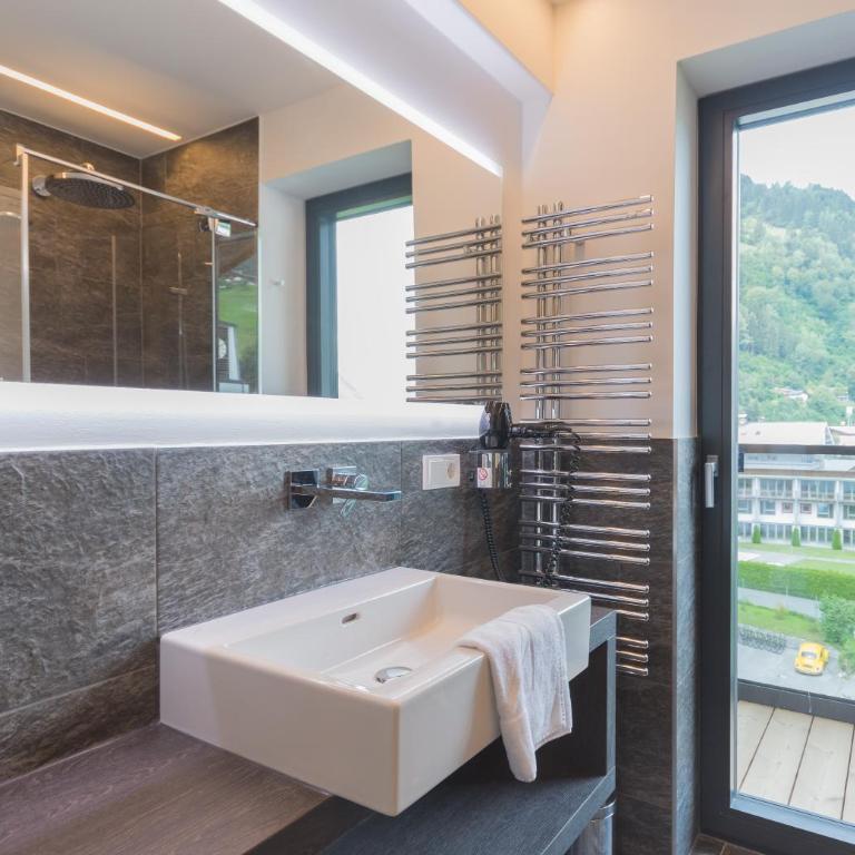 Schönblick Residence Apartments - 600m air line to AREIT gondel station - Penthouse-Apartment mit 4 Schlafzimmern und Balkon - Top 18 - 9