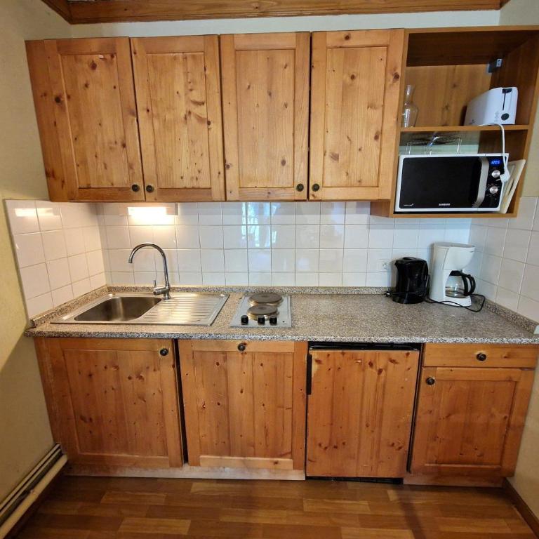 Appartement 2 pièces, idéalement situé, à 30m des pistes et des commerces. - FR-1-265-315 - Apartamento - 2