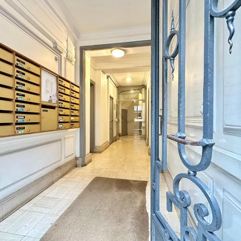 Porte de Versailles - Executive apartment with lift for 4 - Appartement - 32