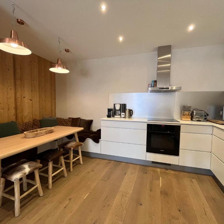 Luxurious Chalet Apartments - Chalet Serendipité - Appartement en Duplex - 3