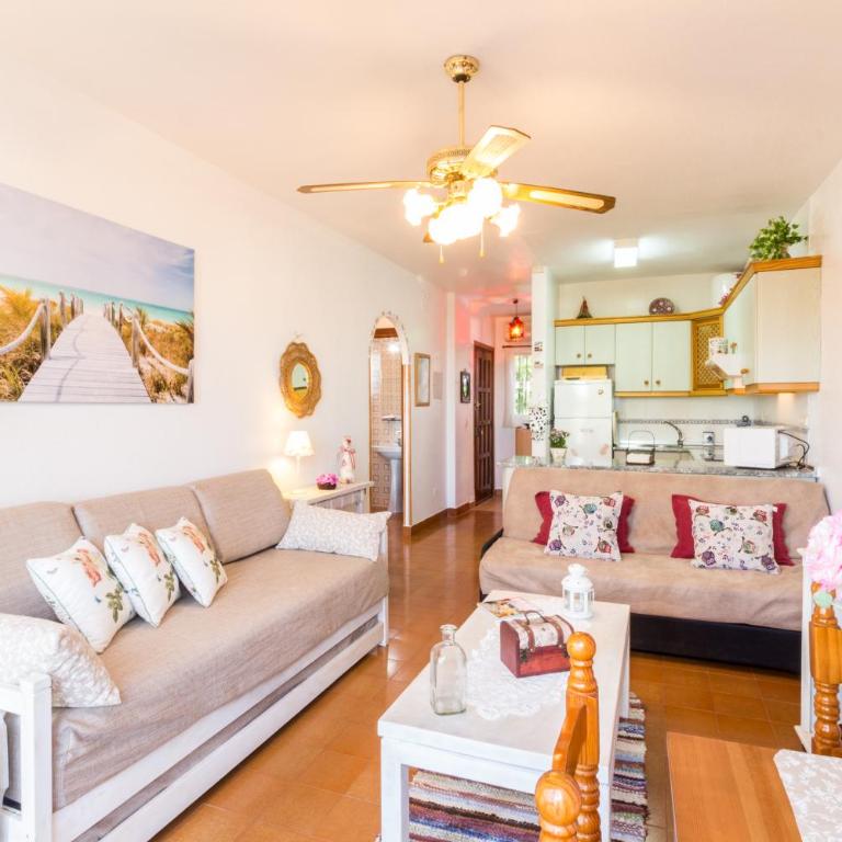 Ap Las Palomas - Two-Bedroom Apartment - 2
