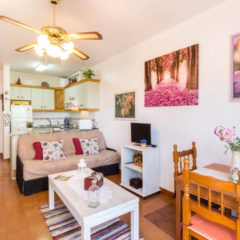 Ap Las Palomas - Two-Bedroom Apartment - 7