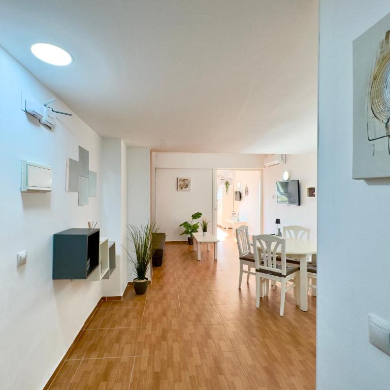Apartamento vistas al mar y piscina Benalmádena - Apartamento de 1 dormitorio - 15