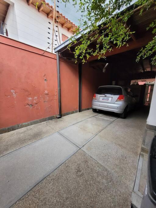 Apartamento con estacionamiento LPG - One-Bedroom Apartment - 7