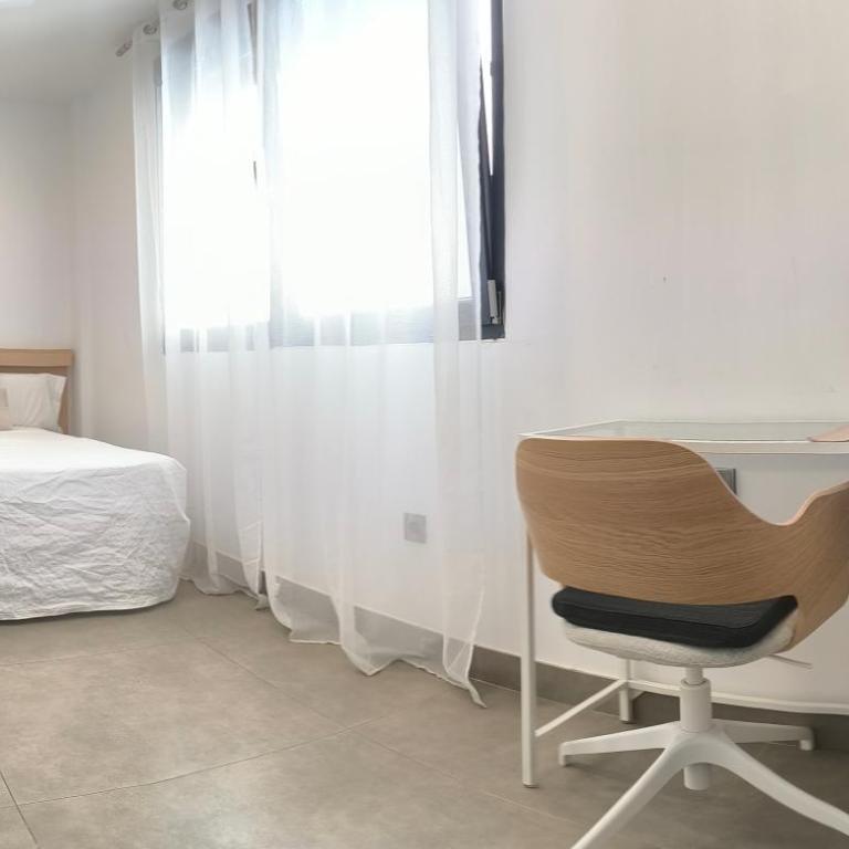 POWER HOME - Seven-Bedroom House - 29