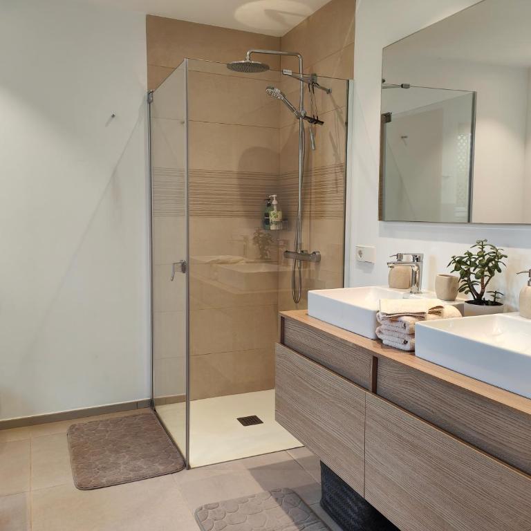 Garden Suites luxury apartment - Two-Bedroom Apartment - 27