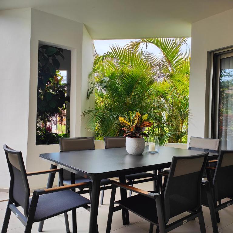 Garden Suites luxury apartment - Two-Bedroom Apartment - 2