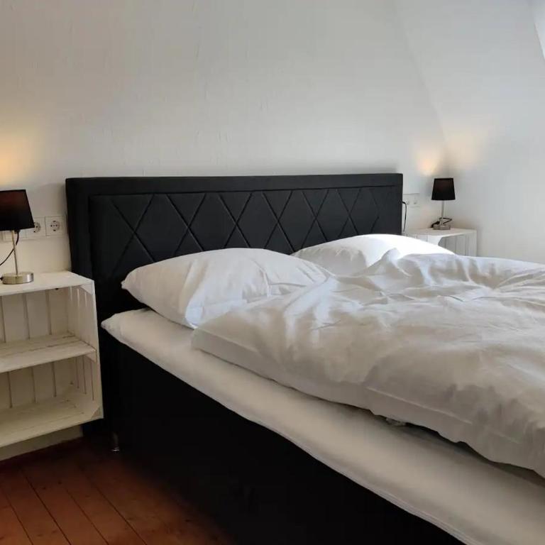 Central Apartments with private parking lot - Apartment 92 with 2 bedrooms - 7