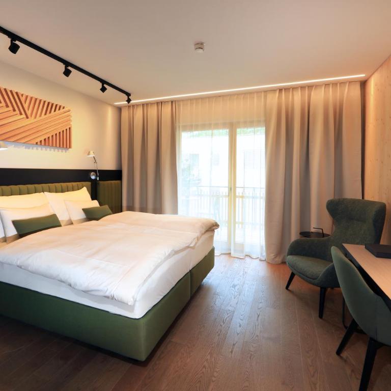 Hotel Steiermarkhof Graz - von Herzen steirisch - Deluxe Doppelzimmer mit Balkon - 3