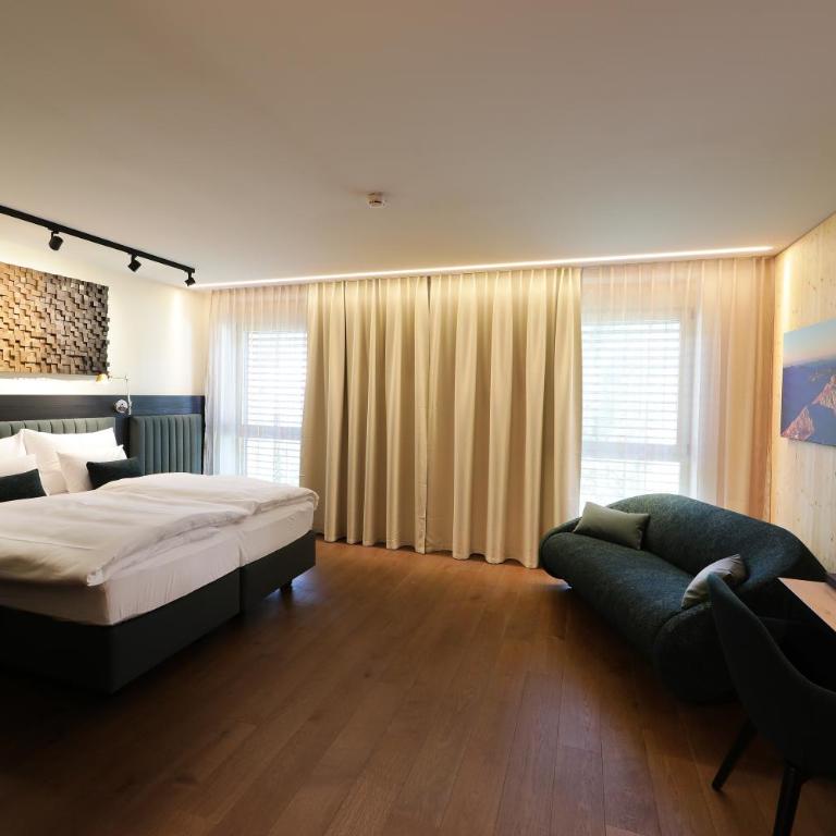 Hotel Steiermarkhof Graz - von Herzen steirisch - Deluxe Doppelzimmer mit Zustellbett - 1