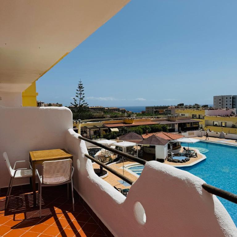 Ocean Montain Pool View Apartment in Playa Paraiso - One-Bedroom Apartment - 5