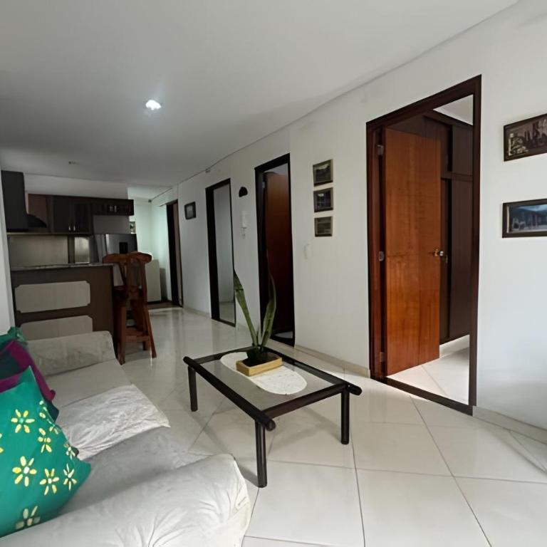 Comodo apartamento cerca a Medellin! - Apartamento de 3 dormitorios - 4