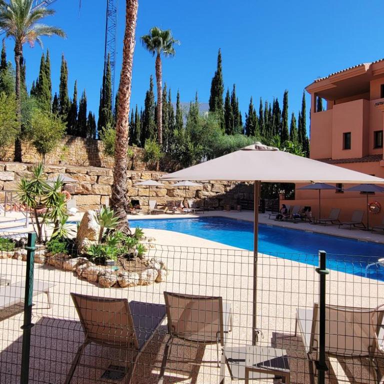 piscina y sol en planta baja - Apartamento de 2 dormitorios - 5