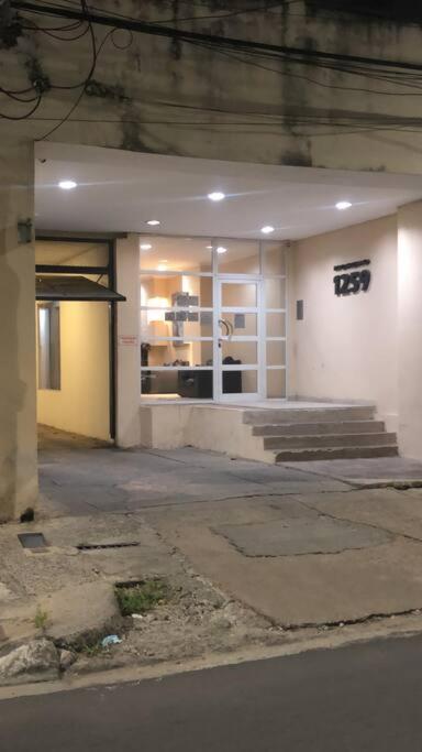 Dpto 5 Centro Cardiológico con cochera - Apartamento de 1 dormitorio - 10