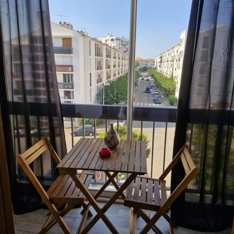 Escapade Montesquieu - Three-Bedroom Apartment - 11