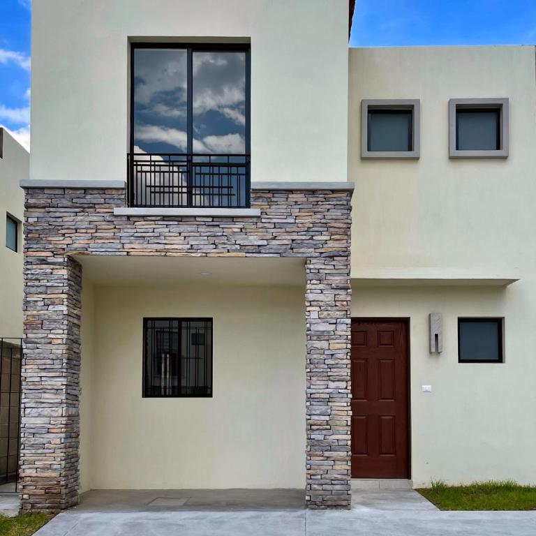 Moderna habitación con baño privado Zona Conín QRO - Double Room with Private Bathroom - 40