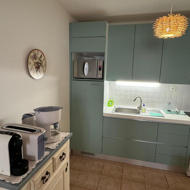 Sanary appartement 2-4 personnes à deux pas du port - Appartamento con 1 Camera da Letto - 13