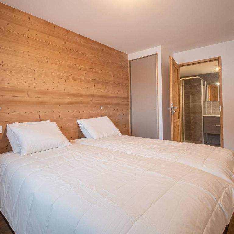 Appartement cosy 2 ch, 7 pers, pied de pistes, parking, wifi - FR-1-356-505 - Apartamento - 13