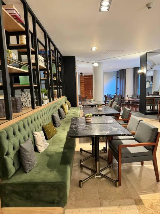 Espectacular depto en Santa Fe - Apartamento Estándar de 2 dormitorios - 40
