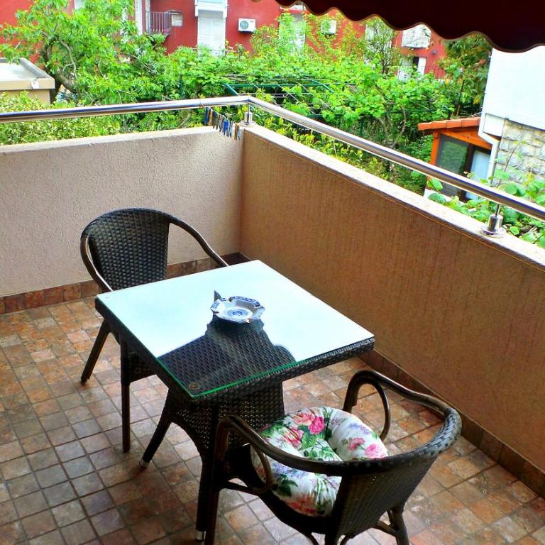 El Mar Apartments - Studio with Terrace - 7