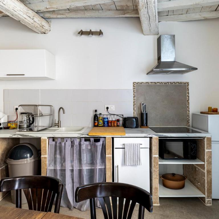Charmante maison en Arles : La Roquette - One-Bedroom Apartment - 22