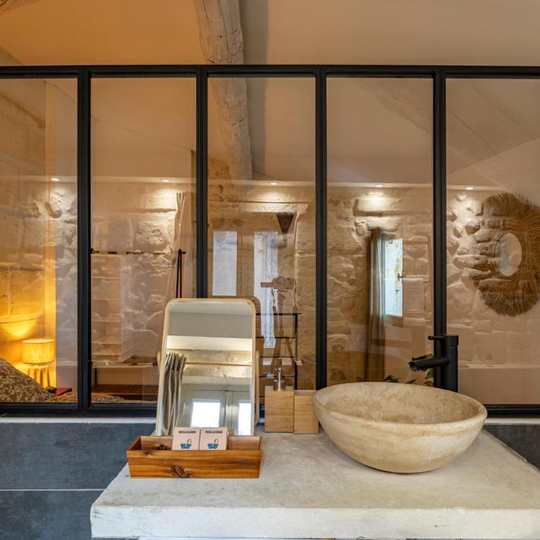 Charmante maison en Arles : La Roquette - One-Bedroom Apartment - 7