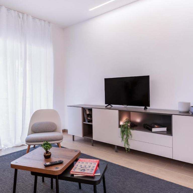 JOIVY Cavour 238 - Appartamento con 2 Camere da Letto - 6