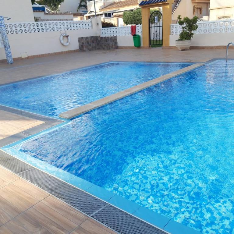Bungalow con Patio y Terraza Solárium - Casa de 2 dormitorios - 42