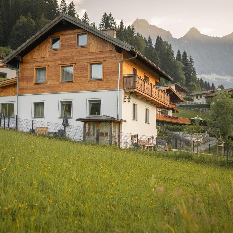 Ferienhaus Dachsteinheim - Haus mit 7 Schlafzimmern - 36