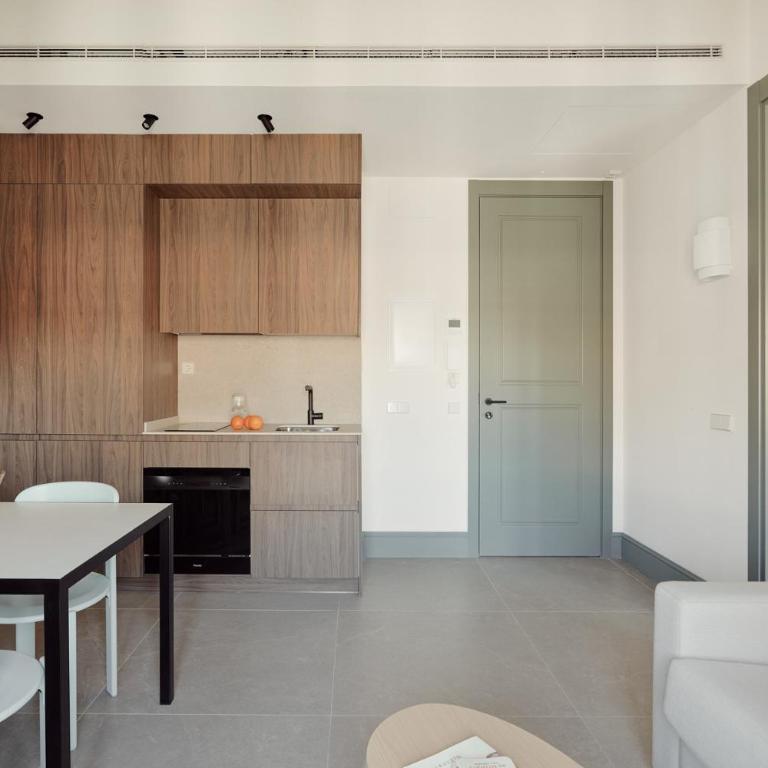 U-Sense Granada Gran Vía - One-Bedroom Standard Apartment - 2