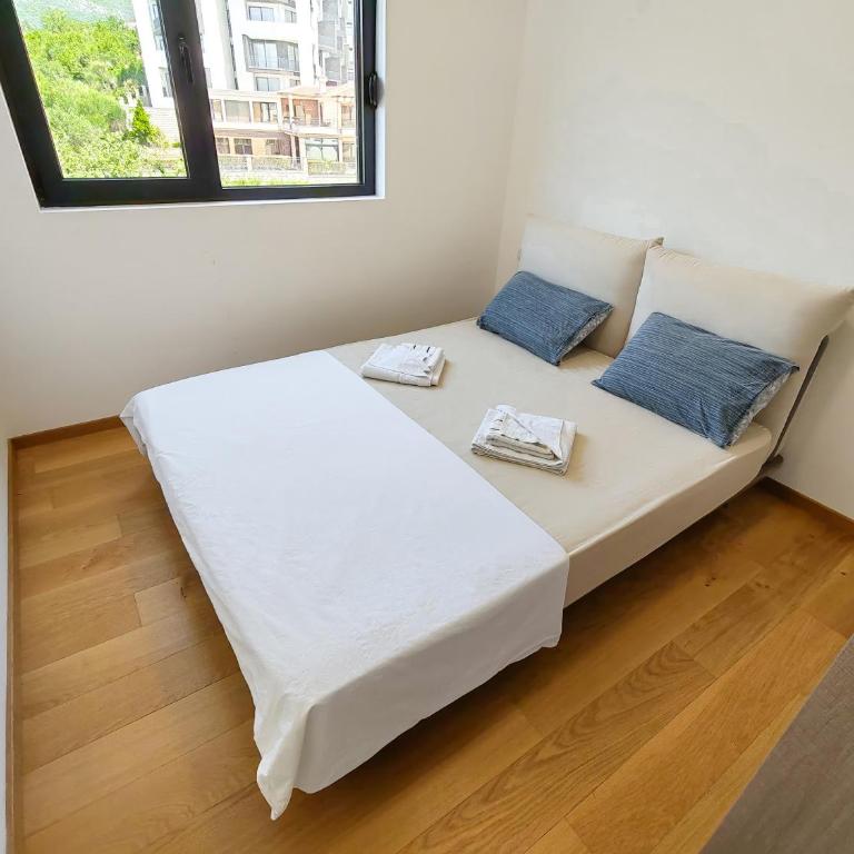 TRE Apartments - One-Bedroom Apartment - 7