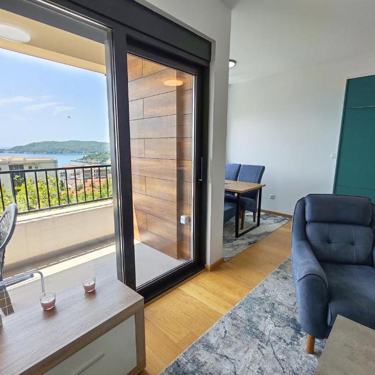 TRE Apartments - One-Bedroom Apartment - 11