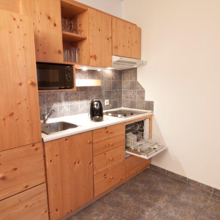 Appartementhaus Marina - Apartment mit 2 Schlafzimmern und Balkon - 2
