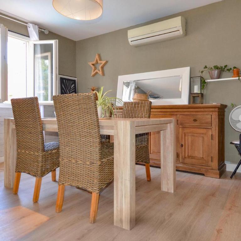 Amazing Home In Arles - Maison de Vacances 3 Chambres - 9