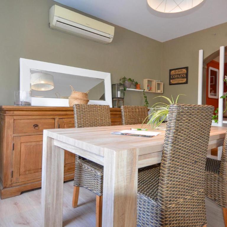Amazing Home In Arles - Maison de Vacances 3 Chambres - 10