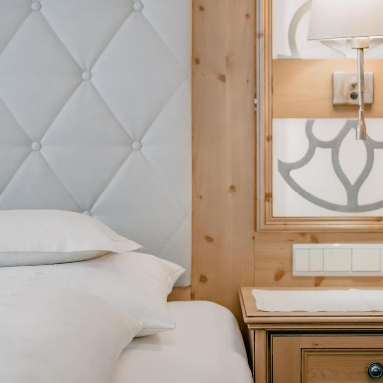 Gourmet & Wine Hotel Austria - 4 Sterne superior - Ski in Ski out - Standard Doppelzimmer - 4