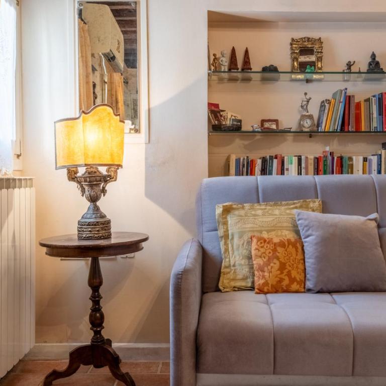 Zero Stairs + Canal View - Appartamento - Piano Terra - 35